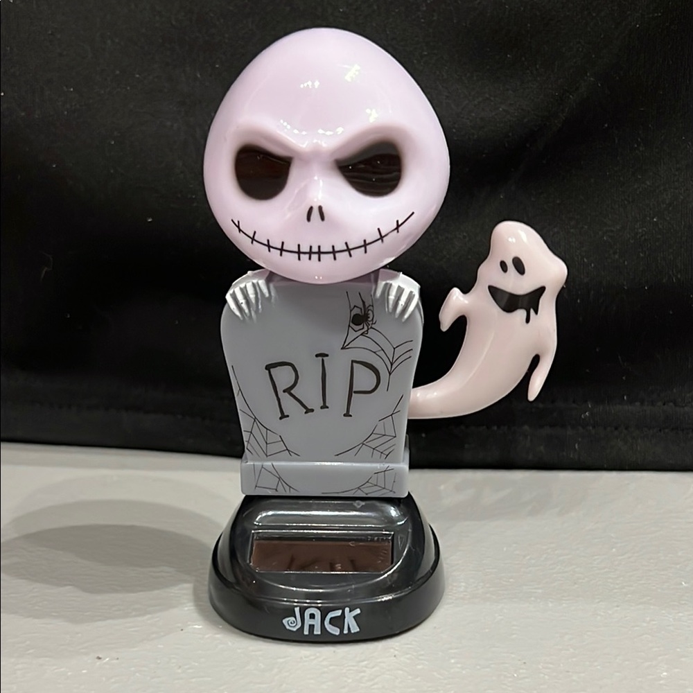 JACK SKELLINGTON Solar Powered Dancing Toy Bobblehead Fall/Halloween 🔴3/$15